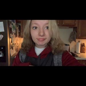 Meet your Posher, Layla